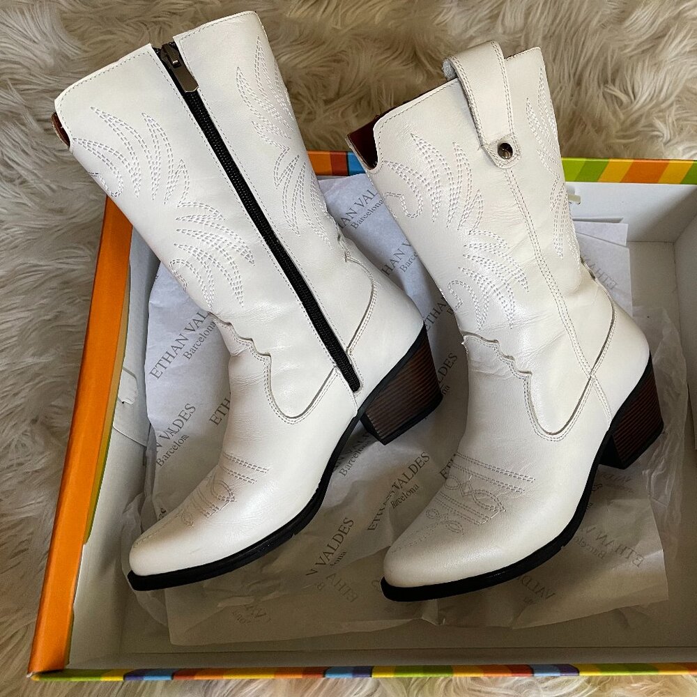 Ethan Valdes Cowgirl Calf-Length Boots White 37W